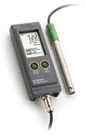 Hanna HI 991001 Extended Range Portable pH Meter