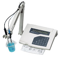 Oakton pH 1100 Benchtop Meter with Timer